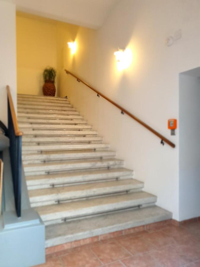 Sunny And Spacious Apartment Near City Centre เวียนนา ภายนอก รูปภาพ